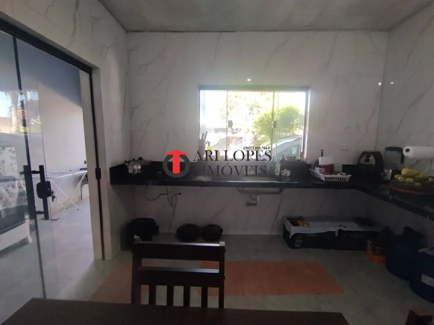 Foto 7 de Casa com 2 quartos à venda, 306m2 em Mongagua - SP