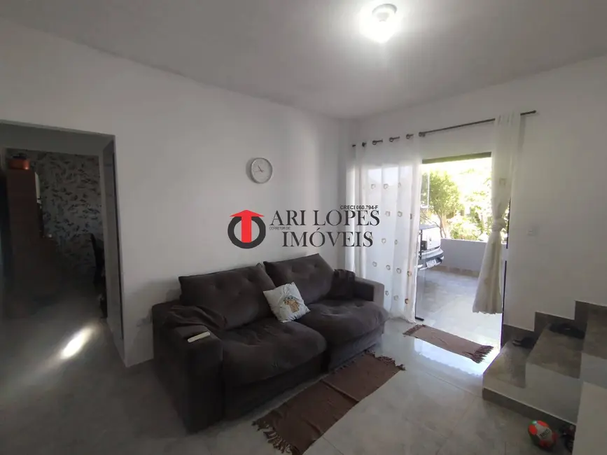 Foto 6 de Casa com 2 quartos à venda, 306m2 em Mongagua - SP