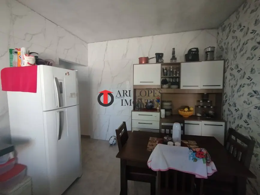 Foto 9 de Casa com 2 quartos à venda, 306m2 em Mongagua - SP