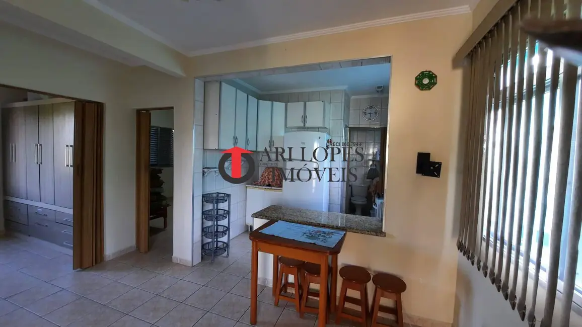 Foto 2 de Casa de Condomínio com 2 quartos à venda, 30m2 em Centro, Mongagua - SP