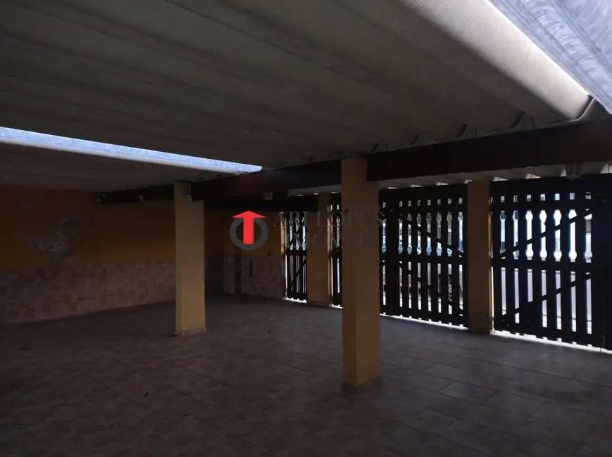 Casa com 2 quartos para alugar em Mongagua - SP - imagem 3 Foto 3 de Casa com 2 quartos para alugar em Mongagua - SP