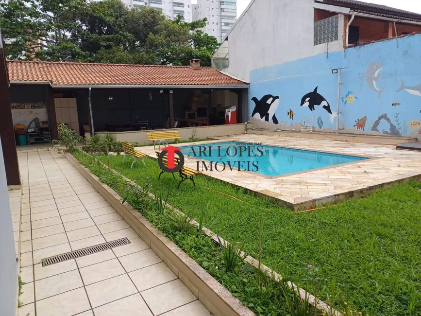 Foto 3 de Casa com 4 quartos à venda, 600m2 em Solemar, Praia Grande - SP