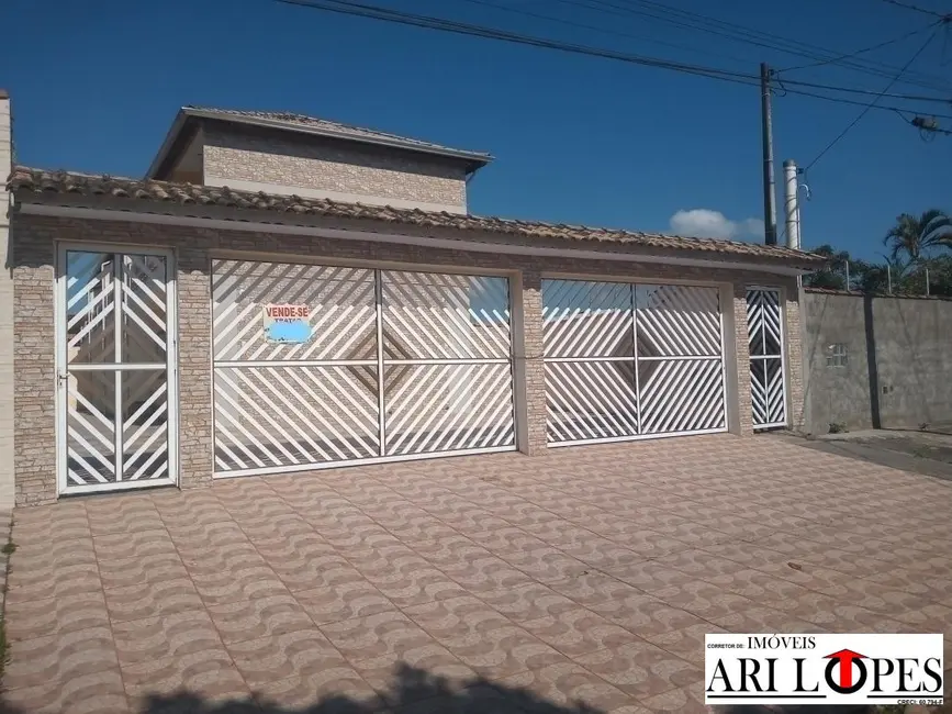 Foto 2 de Casa com 2 quartos à venda, 125m2 em Mongagua - SP