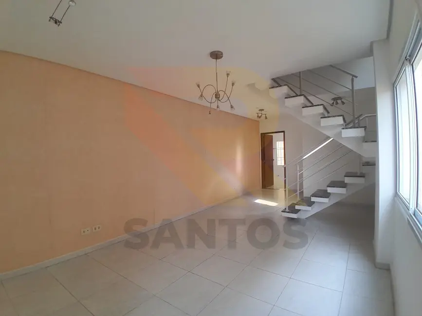 Foto 3 de Casa com 3 quartos à venda, 136m2 em Nossa Senhora do Carmo, Aruja - SP