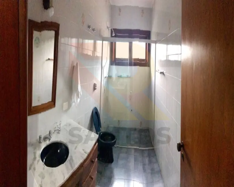 Casa de Condomínio com 4 quartos à venda, 800m2 em Arujázinho I, II e III, Aruja - SP - imagem 7 Foto 7 de Casa de Condomínio com 4 quartos à venda, 800m2 em Arujázinho I, II e III, Aruja - SP