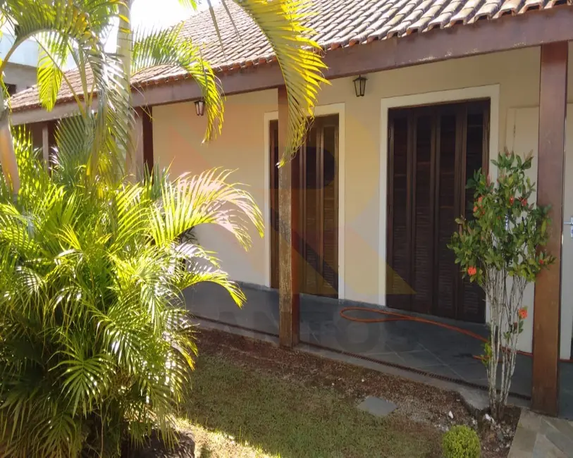 Foto 1 de Casa com 3 quartos à venda, 123m2 em Centro, Peruibe - SP