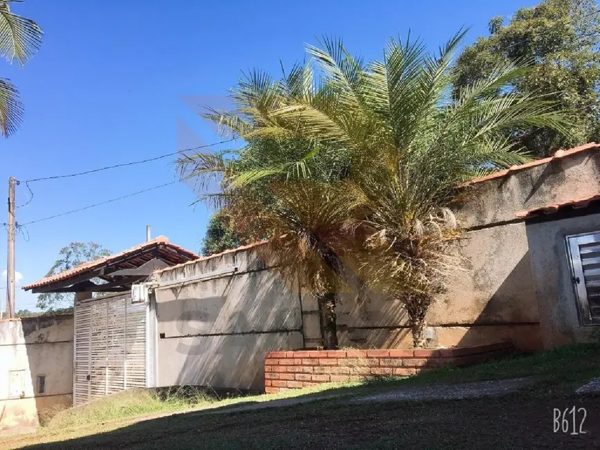 Foto 1 de Chácara com 2 quartos à venda, 150m2 em Chácaras Copaco, Aruja - SP