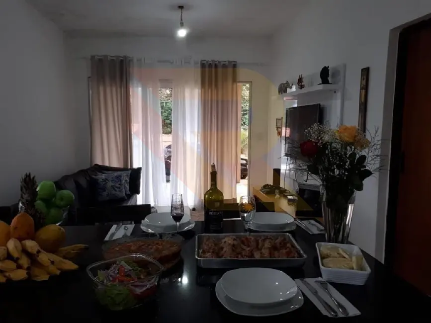 Foto 3 de Chácara com 2 quartos à venda, 150m2 em Chácaras Copaco, Aruja - SP