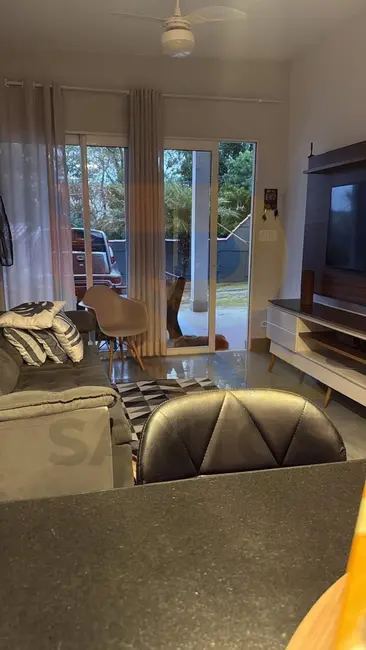 Chácara com 2 quartos à venda, 150m2 em Chácaras Copaco, Aruja - SP - imagem 2 Foto 2 de Chácara com 2 quartos à venda, 150m2 em Chácaras Copaco, Aruja - SP
