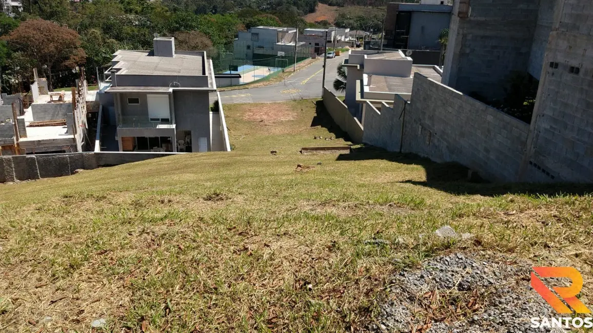 Foto 1 de Terreno / Lote à venda, 459m2 em Aruja - SP
