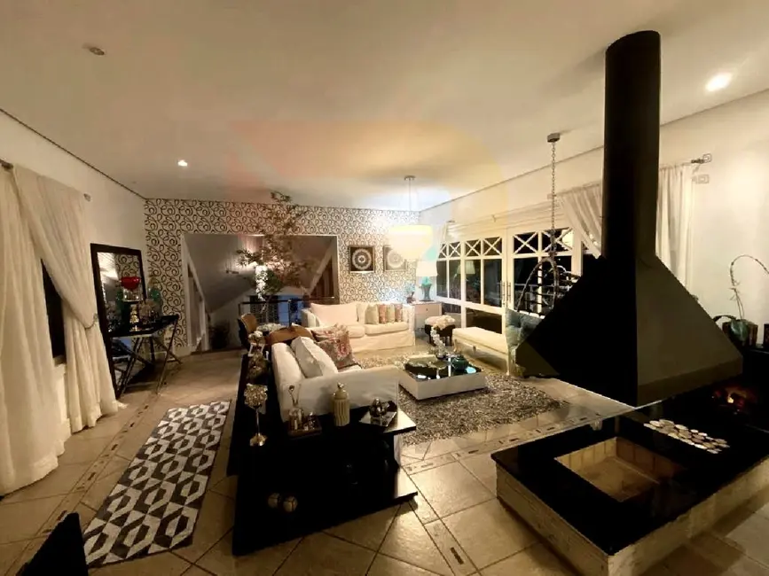 Foto 3 de Casa de Condomínio com 8 quartos à venda, 1000m2 em Aruja - SP