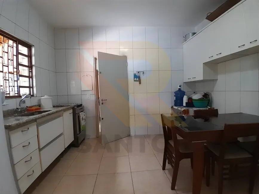 Foto 7 de Chácara com 4 quartos à venda, 150m2 em Aruja - SP