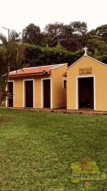 Foto 3 de Chácara com 4 quartos à venda, 215m2 em Parque dos Jacarandás, Aruja - SP