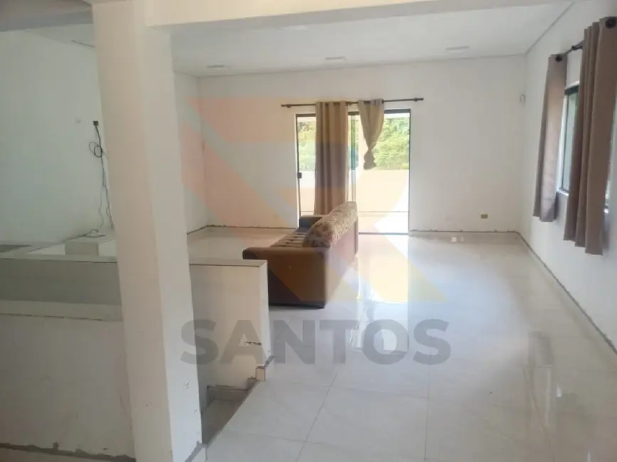 Chácara com 4 quartos à venda, 500m2 em Aruja - SP - imagem 7 Foto 7 de Chácara com 4 quartos à venda, 500m2 em Aruja - SP