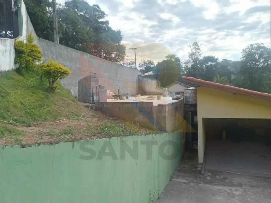 Chácara com 4 quartos à venda, 500m2 em Aruja - SP - imagem 5 Foto 5 de Chácara com 4 quartos à venda, 500m2 em Aruja - SP