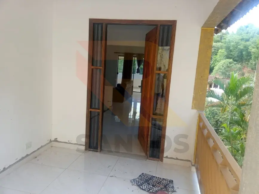 Chácara com 4 quartos à venda, 500m2 em Aruja - SP - imagem 9 Foto 9 de Chácara com 4 quartos à venda, 500m2 em Aruja - SP