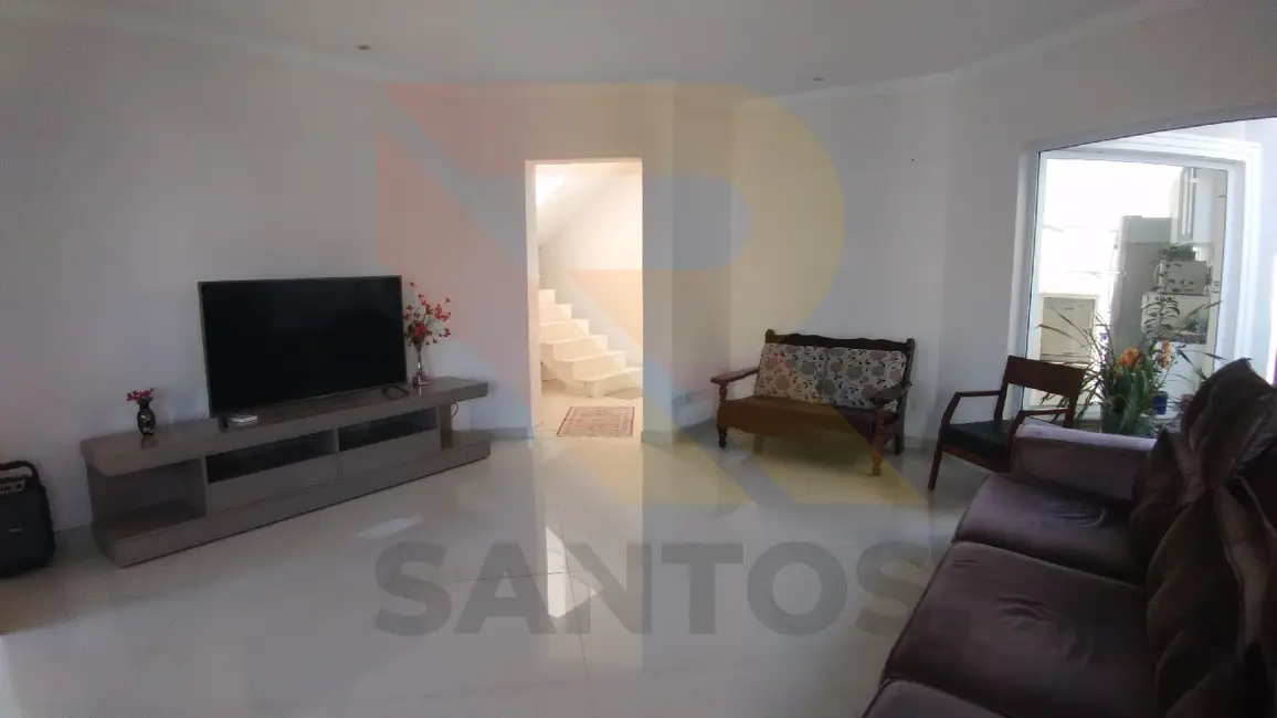 Foto 2 de Casa de Condomínio com 4 quartos à venda, 220m2 em Aruja - SP