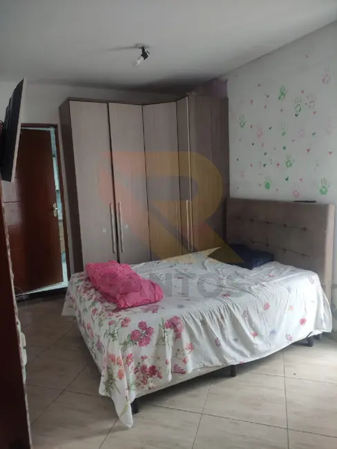 Foto 8 de Casa com 3 quartos à venda, 90m2 em Aruja - SP