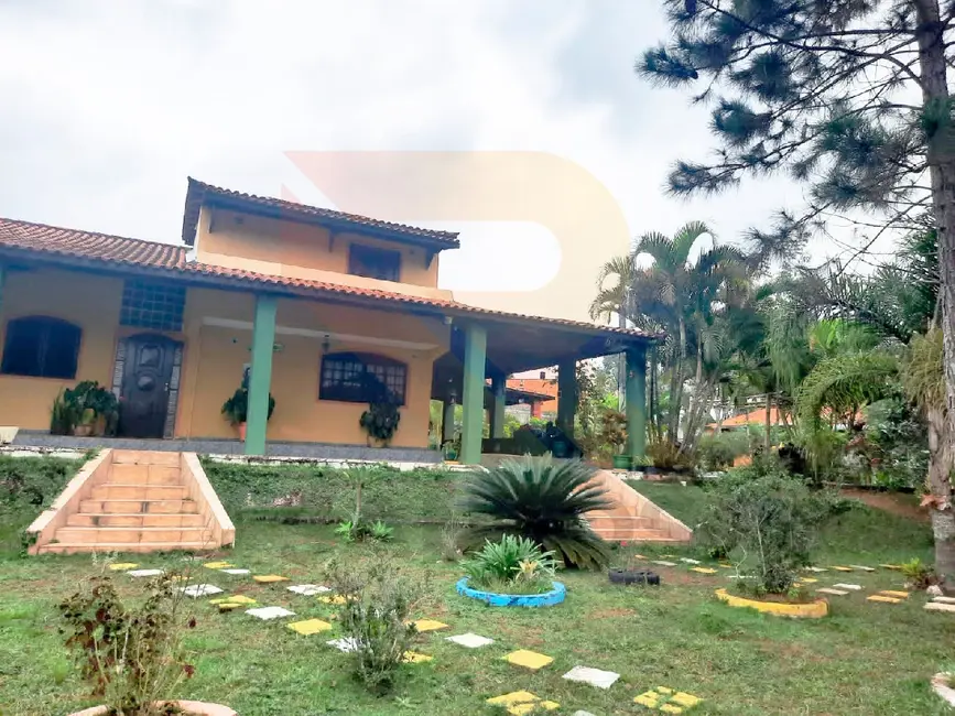 Foto 2 de Chácara com 5 quartos à venda, 300m2 em Santa Isabel - SP