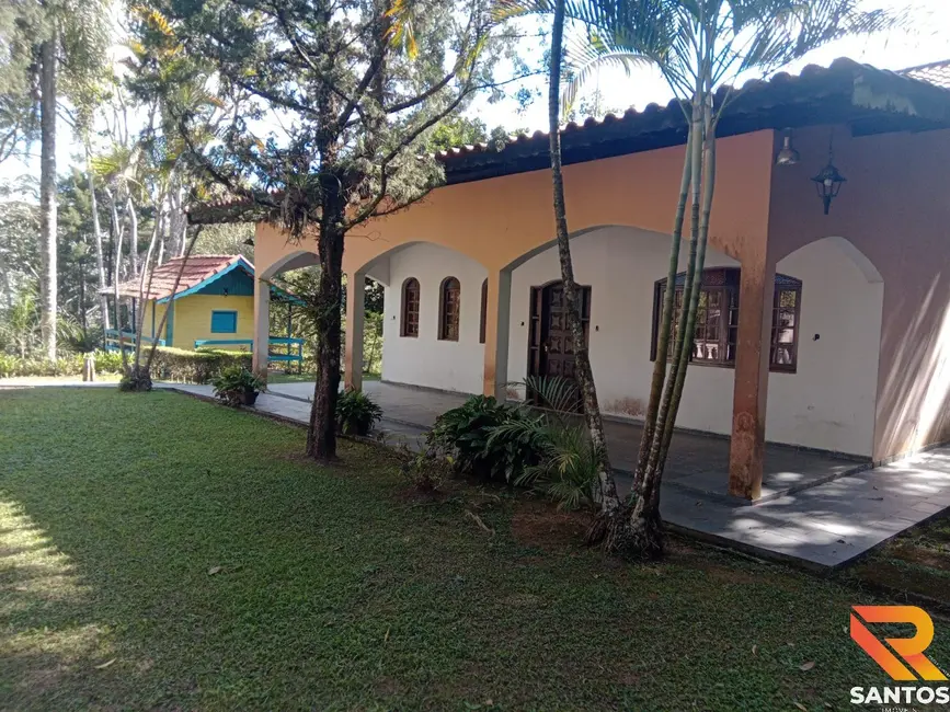 Foto 2 de Sítio / Rancho com 4 quartos à venda, 300m2 em Santa Isabel - SP