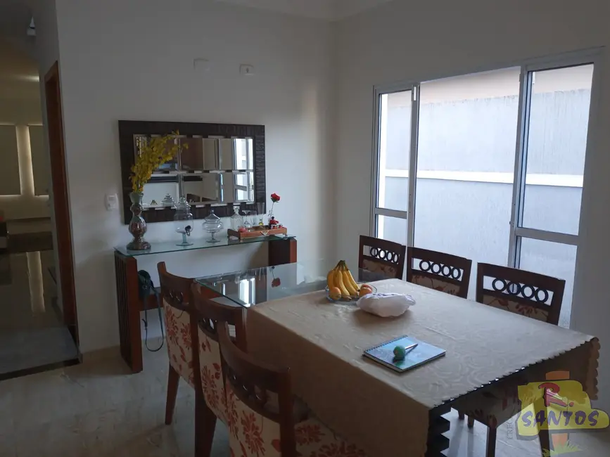 Foto 2 de Casa com 3 quartos à venda, 100m2 em Jardim São José, Aruja - SP