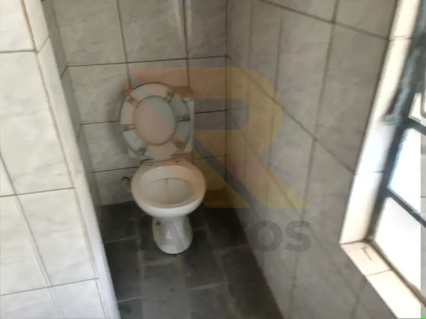 Foto 5 de Sítio / Rancho com 4 quartos à venda, 100m2 em Santa Isabel - SP