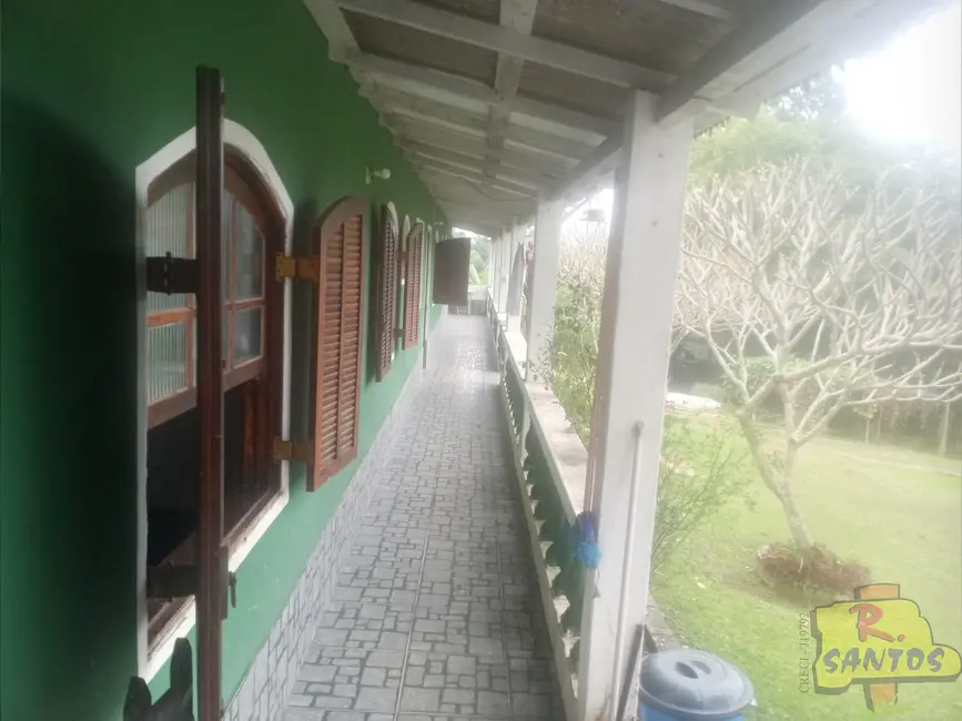 Foto 4 de Chácara com 7 quartos à venda, 300m2 em Jardim Arujá, Aruja - SP