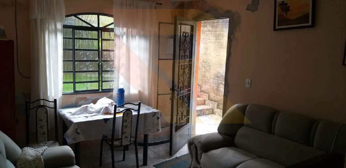 Foto 4 de Casa com 2 quartos à venda, 70m2 em Aruja - SP