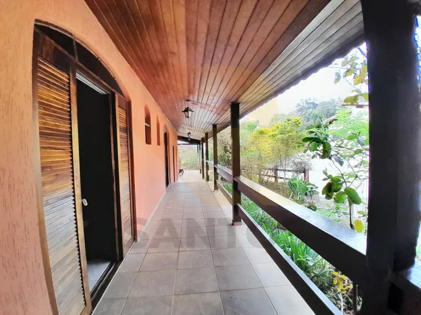 Foto 4 de Casa de Condomínio com 3 quartos à venda, 186m2 em Arujá Country Club, Aruja - SP