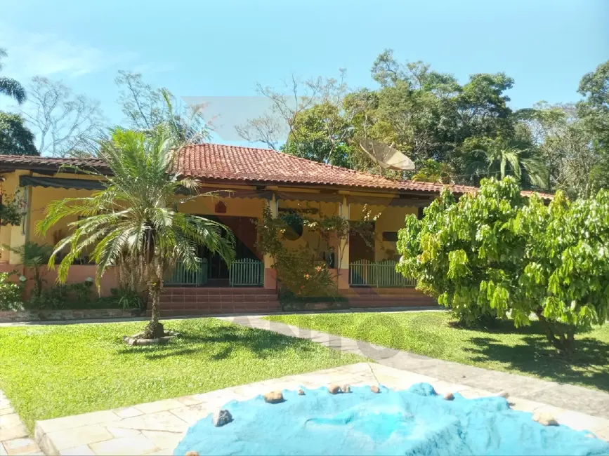 Foto 1 de Sítio / Rancho com 3 quartos à venda, 400m2 em Santa Isabel - SP