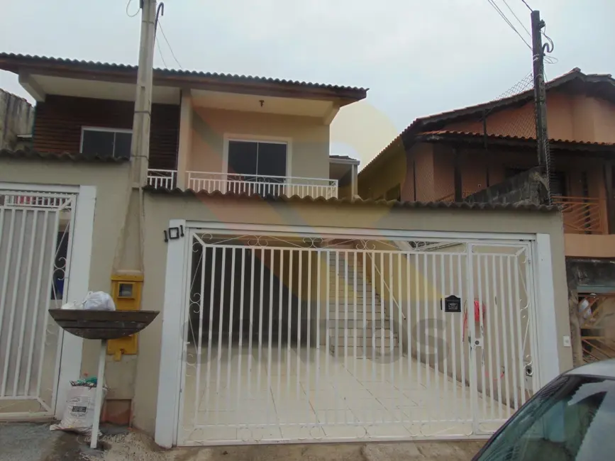 Foto 1 de Casa com 3 quartos à venda em Jordanópolis, Aruja - SP