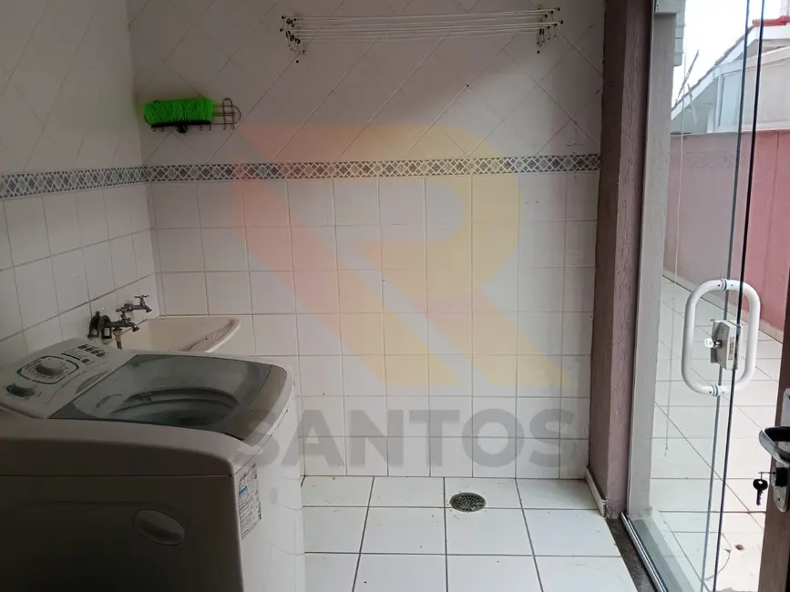 Casa de Condomínio com 2 quartos para alugar, 320m2 em Aruja - SP - imagem 5 Foto 5 de Casa de Condomínio com 2 quartos para alugar, 320m2 em Aruja - SP