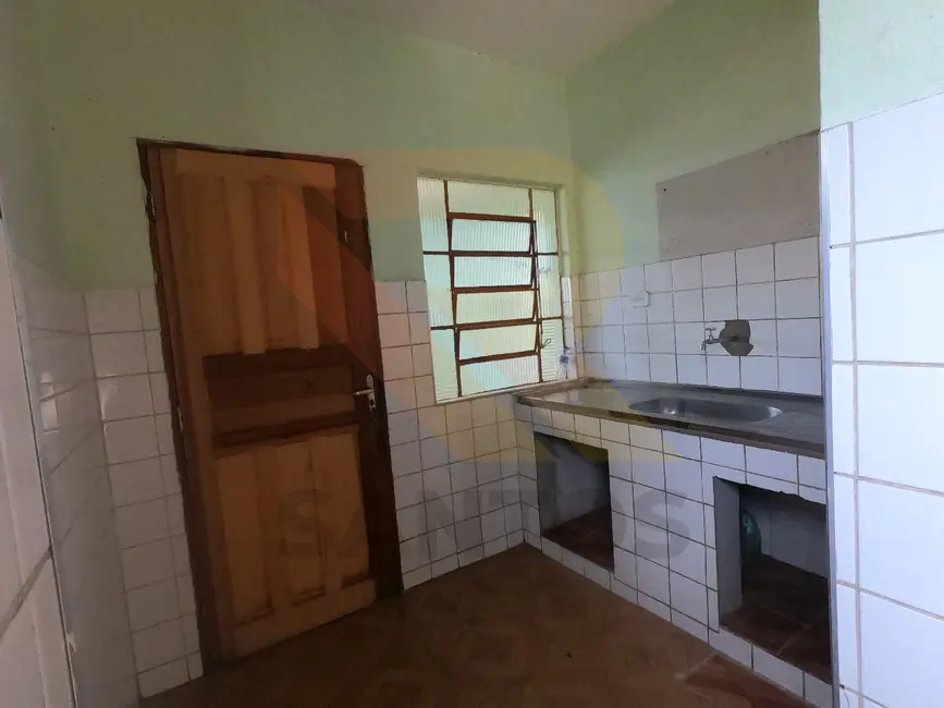 Foto 4 de Casa com 1 quarto à venda, 10m2 em Jardim Renata, Aruja - SP