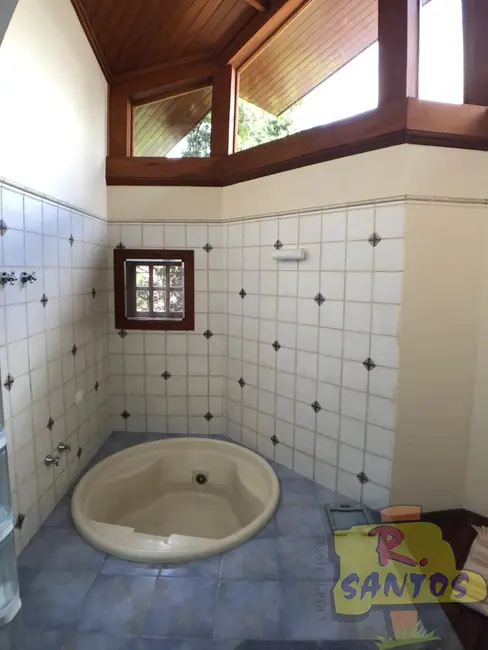 Foto 6 de Casa de Condomínio com 4 quartos à venda, 320m2 em Aruja - SP