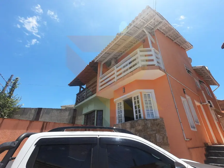 Foto 2 de Casa com 3 quartos à venda, 100m2 em Nossa Senhora do Carmo, Aruja - SP