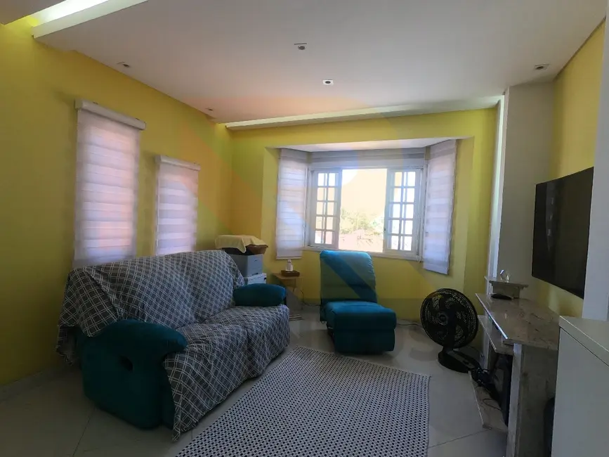 Foto 4 de Casa com 3 quartos à venda, 100m2 em Nossa Senhora do Carmo, Aruja - SP