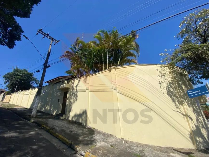 Foto 6 de Casa com 3 quartos à venda, 180m2 em Barbosas, Aruja - SP
