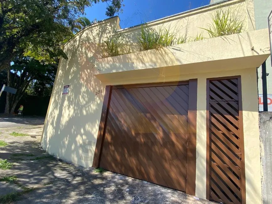 Foto 4 de Casa com 3 quartos à venda, 180m2 em Barbosas, Aruja - SP