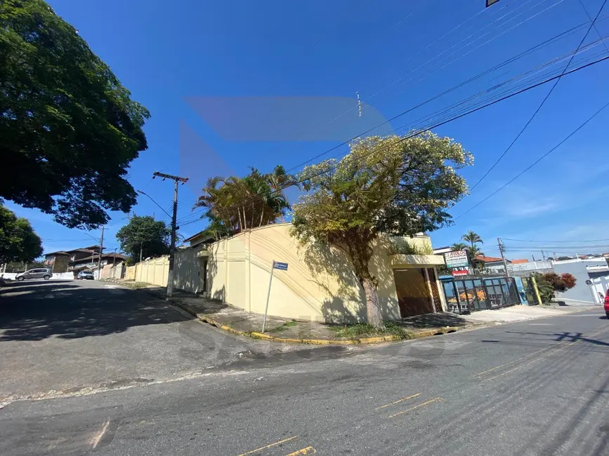 Foto 7 de Casa com 3 quartos à venda, 180m2 em Barbosas, Aruja - SP