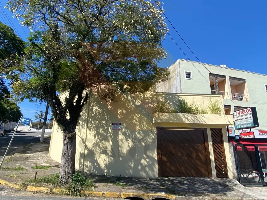 Foto 5 de Casa com 3 quartos à venda, 180m2 em Barbosas, Aruja - SP