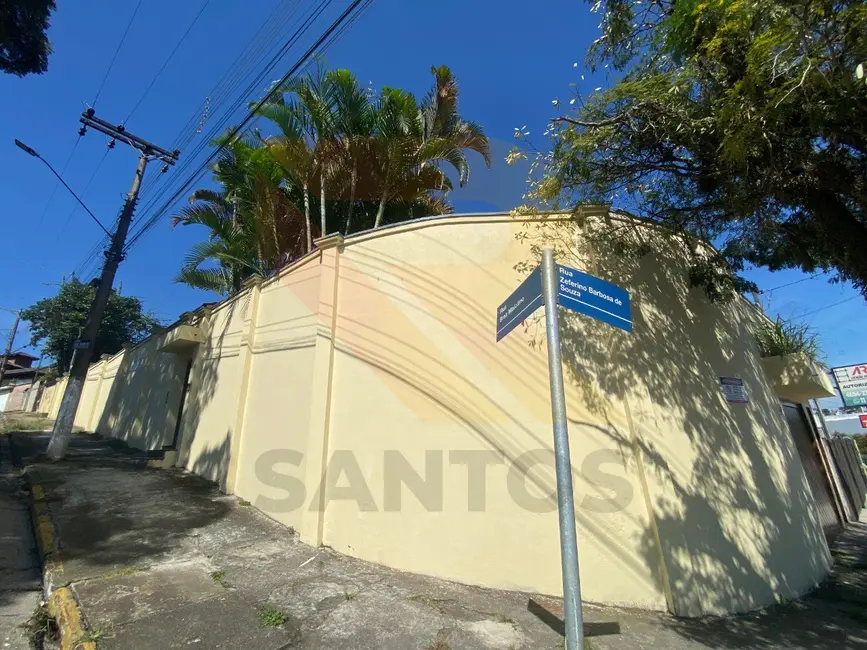 Foto 2 de Casa com 3 quartos à venda, 180m2 em Barbosas, Aruja - SP