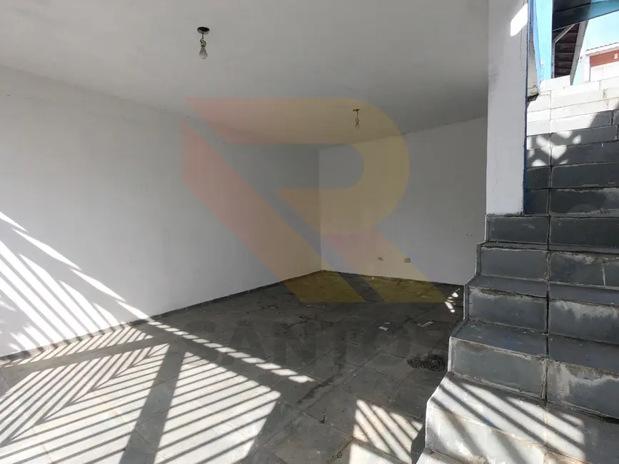 Foto 2 de Casa com 3 quartos à venda, 120m2 em Barbosas, Aruja - SP