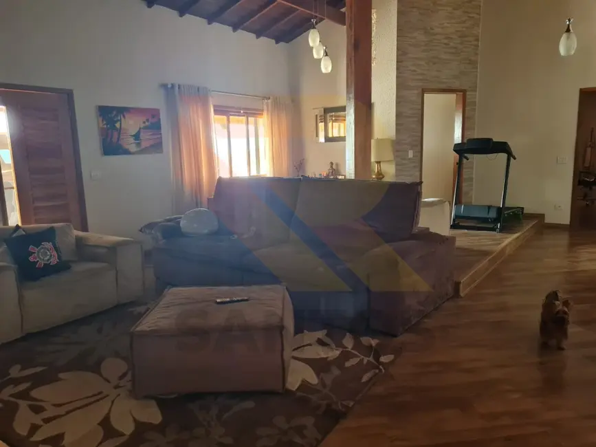 Foto 8 de Casa com 4 quartos à venda, 650m2 em Pirituba, Aruja - SP