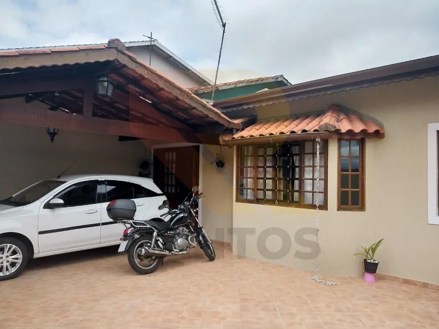 Foto 3 de Casa com 3 quartos à venda, 235m2 em Aruja - SP
