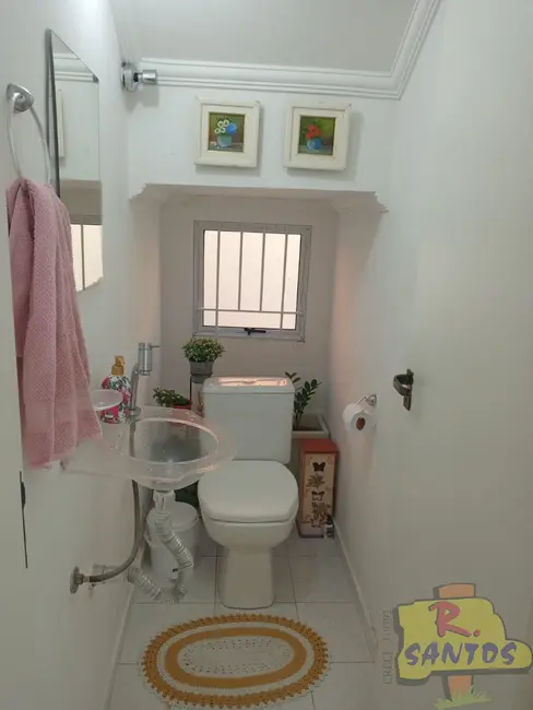 Foto 5 de Casa com 3 quartos à venda, 125m2 em Aruja - SP