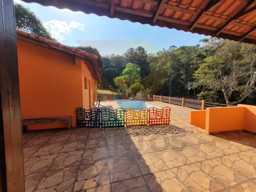 Foto 2 de Chácara com 3 quartos à venda, 180m2 em Santa Isabel - SP