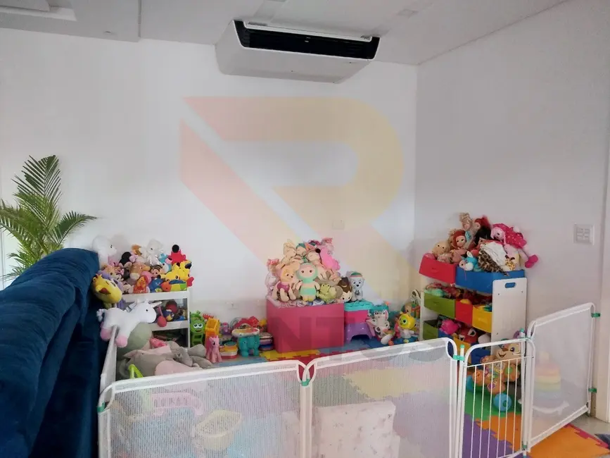 Foto 8 de Casa de Condomínio com 4 quartos à venda, 300m2 em Aruja - SP