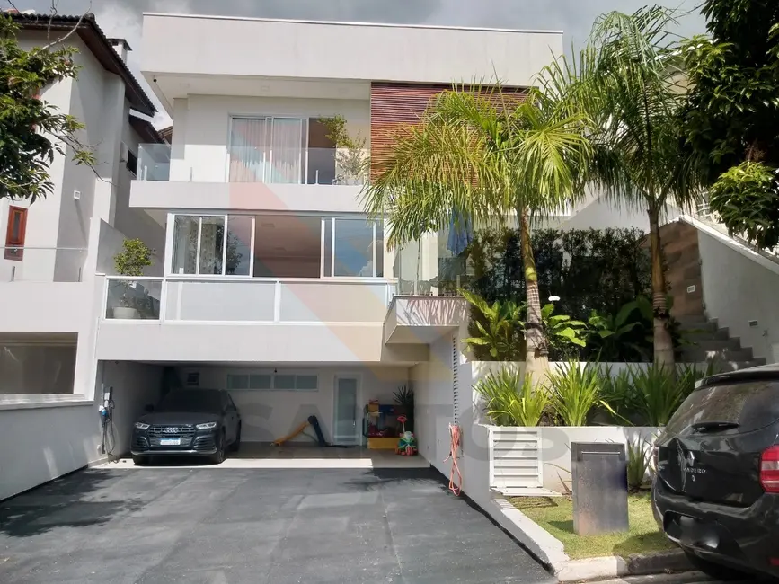 Foto 1 de Casa de Condomínio com 4 quartos à venda, 300m2 em Aruja - SP