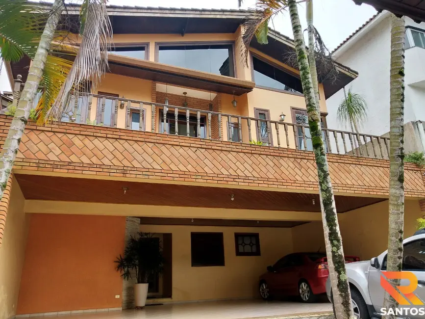 Foto 2 de Casa com 4 quartos à venda, 297m2 em Aruja - SP