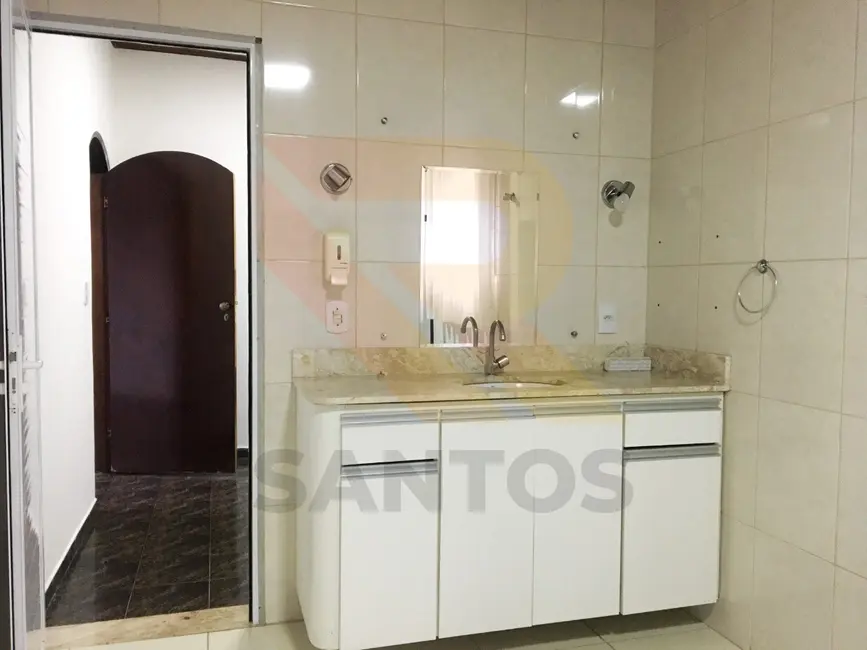 Foto 7 de Casa com 3 quartos à venda e para alugar, 330m2 em Chácara São José, Aruja - SP